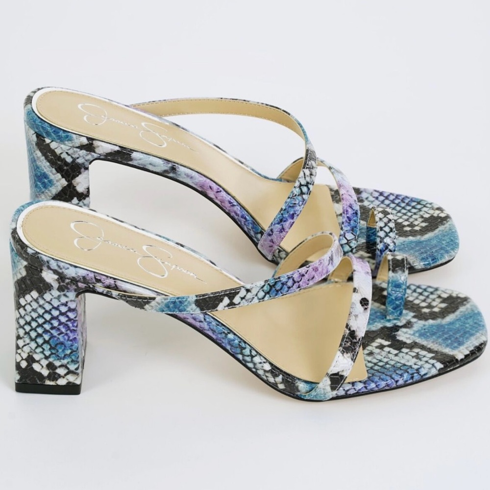 Jessica Simpson Block Heel Sandal - Picture 4 of 11